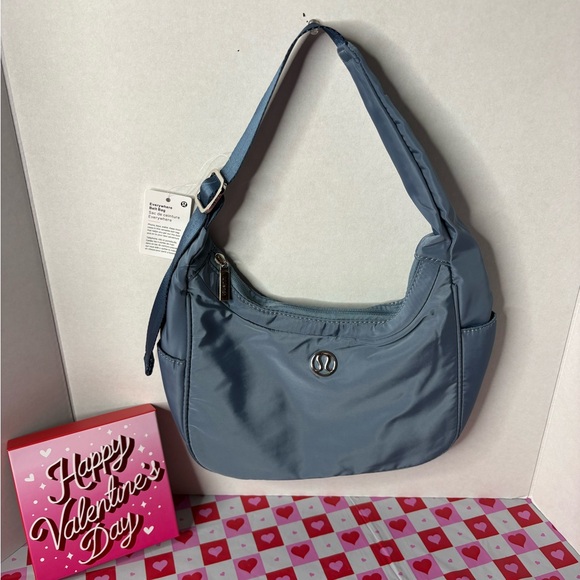 NEW 🩵lululemon athletica Slate Blue Shoulder Bag - Picture 5 of 5
